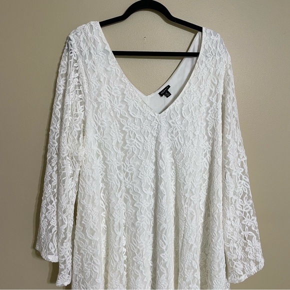 TORRID Ivory Lace Bell Sleeve Fluted Mini Dress size 4X - Picture 3 of 8
